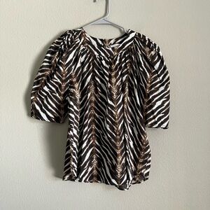 ❌LAST CHANCE❌ CALVIN KLEIN Animal Print Puff Sleeve Top size medium‎
